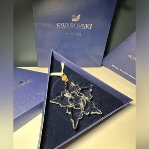 SWAROVSKI LIMITED EDITION 2021 CRYSTAL ORNAMENT NEW